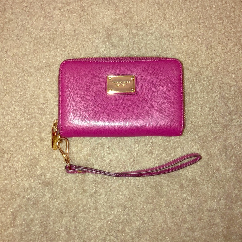 Micheal Kors wallet